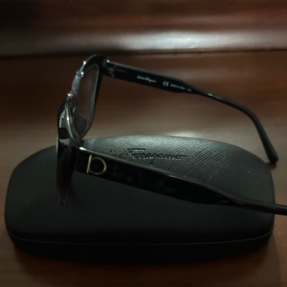 Salvatore Ferragamo Black Women's Glasses - Picture 2 of 2